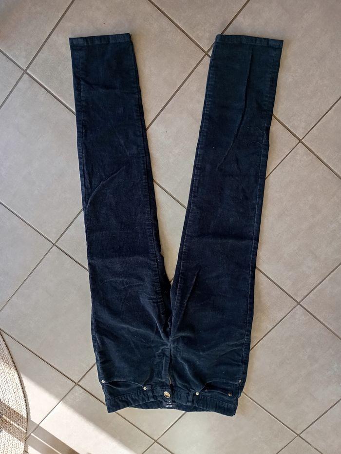 Très bon état lot 4 velours jeans homme slim skinny 38 marque Kiabi - photo numéro 4