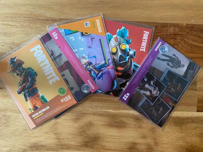 Lot 5 cartes Panini Fortnite - photo numéro 1