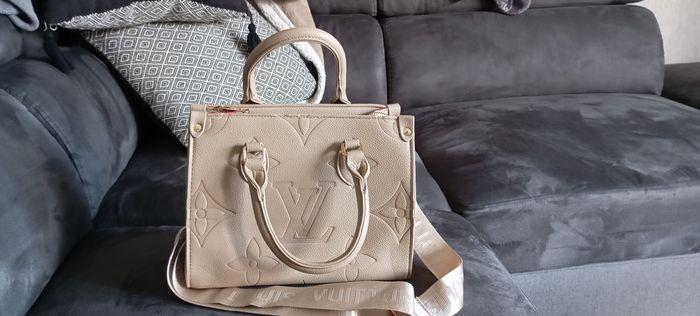 Sac Louis Vuitton Beige - photo numéro 2