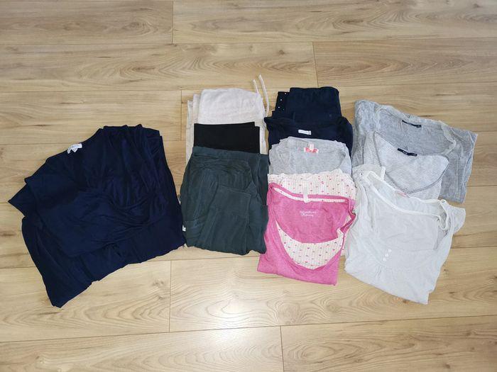 Lot pyjamas et chemises de maternité taille 38/40 - photo numéro 1