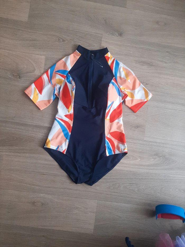 Maillot de bain manche courte decathlon - photo numéro 1