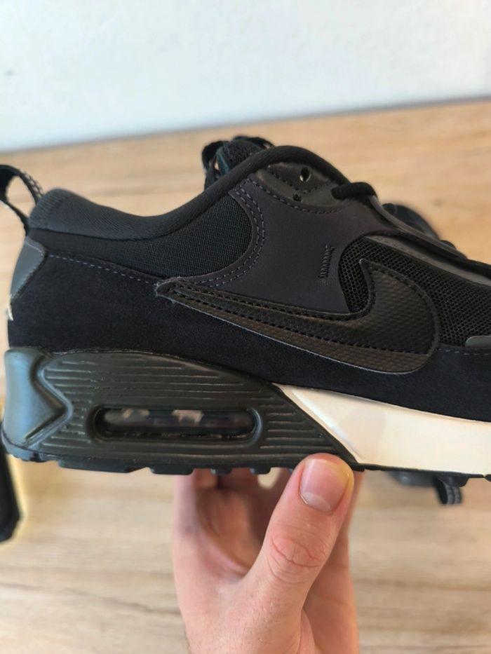 Baskets Nike air max 90 futura noir pointure 39 neuves avec boîte d'origine - photo numéro 10