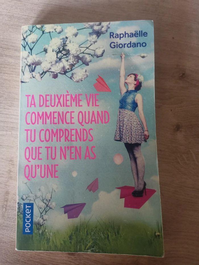 Livre ta deuxième vie commence quand tu comprends que tu n'en a qu'une - photo numéro 1