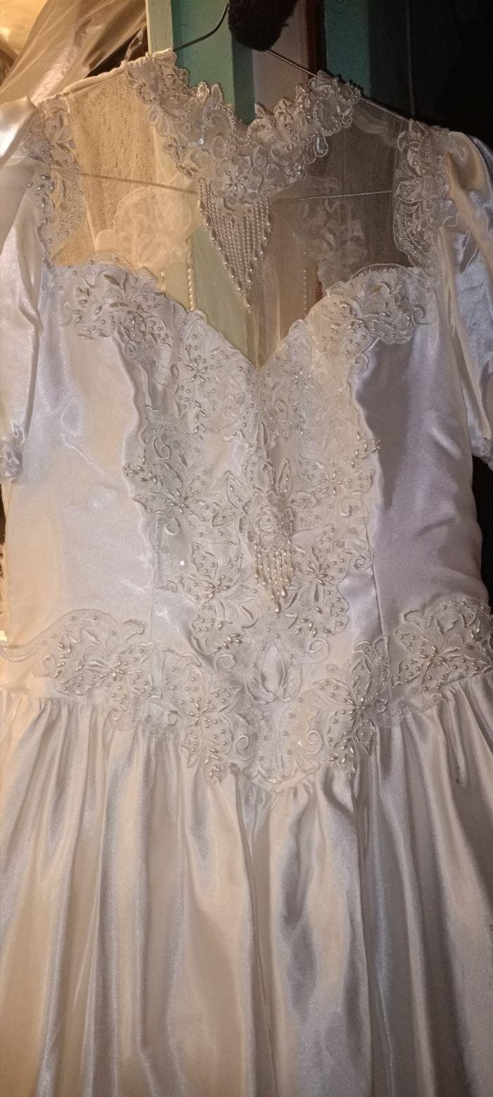 Robe de Mariée - photo numéro 3