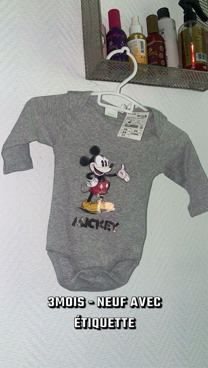 body manches longues Mickey mouse bébé garçon  3mois gris  disney Disneyland