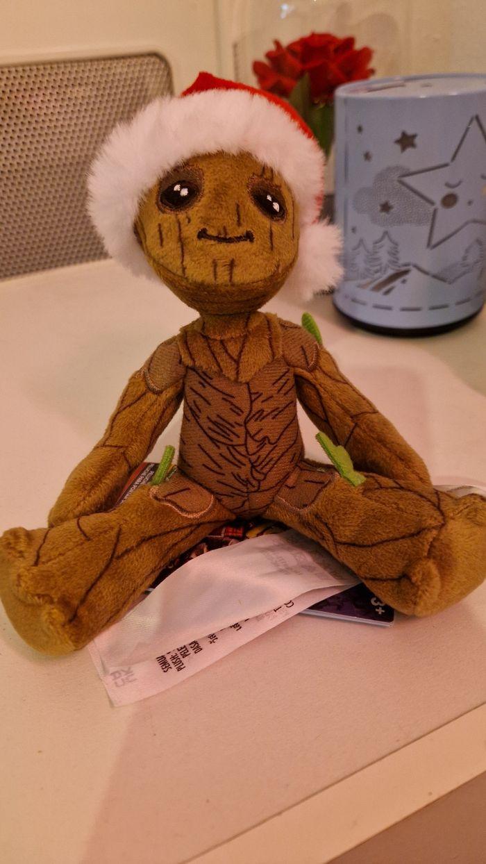 Shoulder Groot édition Noël Disneyland Paris - photo numéro 2