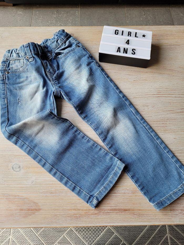 Jeans délavé 4 ans - photo numéro 1