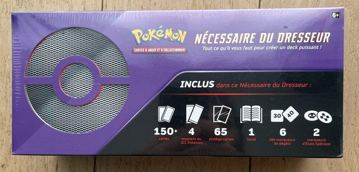 Coffret Pokemon nécessaire du dresseur Pokémon 2022 - photo numéro 1