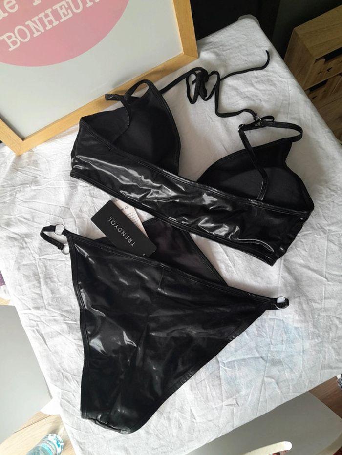 Maillot de bain noir satiné sexy 38 - photo numéro 4