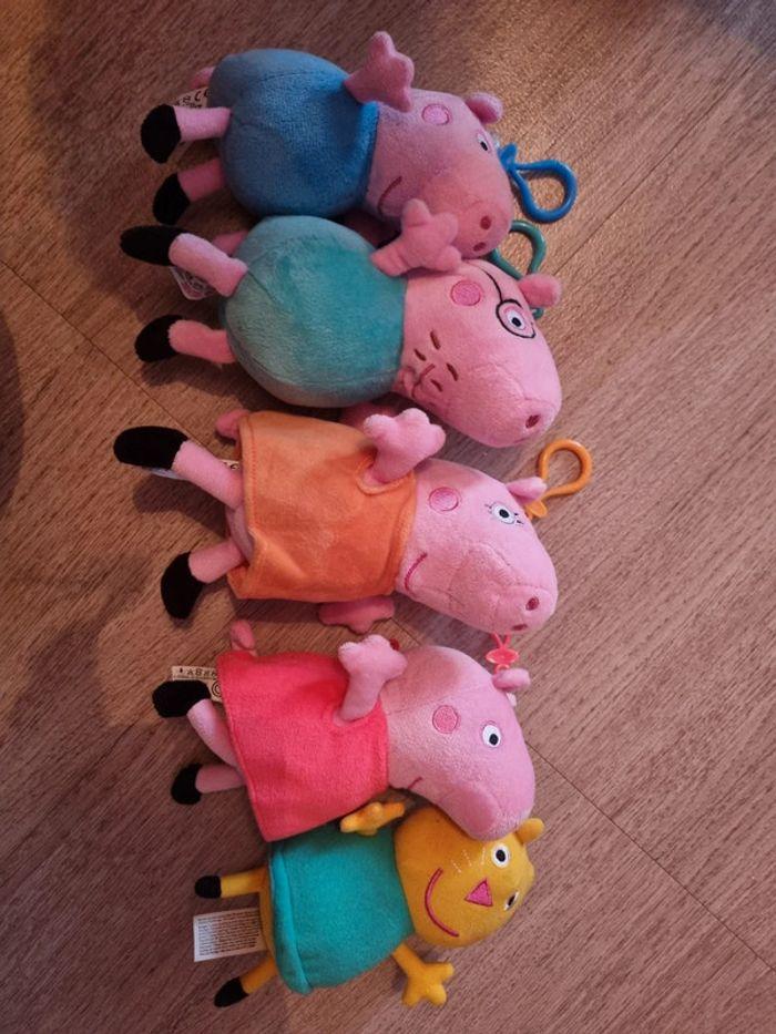 Lot de peluches Peppa pig - photo numéro 2