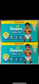 2 paquets de couches Pampers taille 2