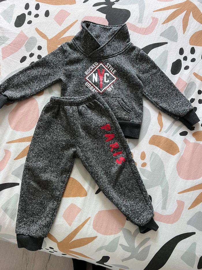 Ensemble sweat et jogging enfant taille 3 ans - photo numéro 1