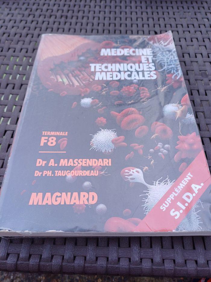 Livre médecine et techniques médicales