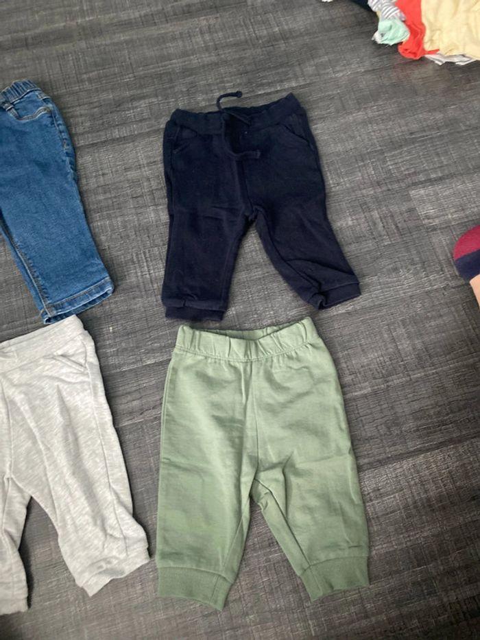 Lot pantalon/short 6 mois - photo numéro 5