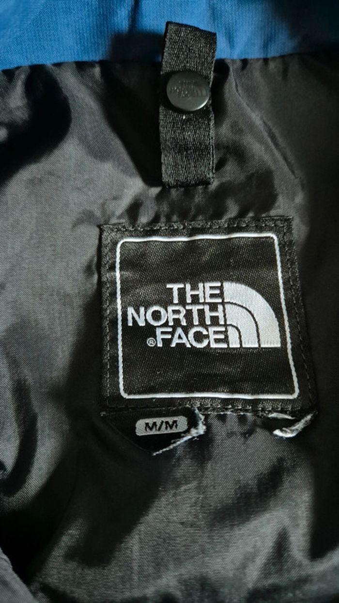 Veste coupe vent The North Face - photo numéro 13