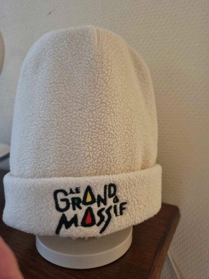 Manteau de ski 16 ans avec 2 bonnets - photo numéro 6