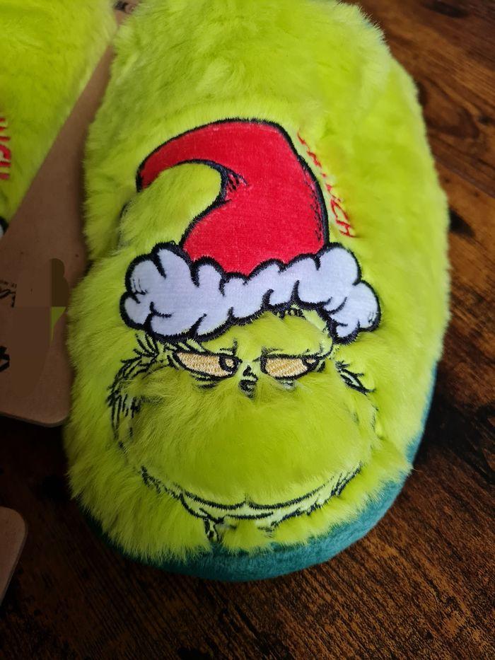 Pantoufles Grinch - photo numéro 2