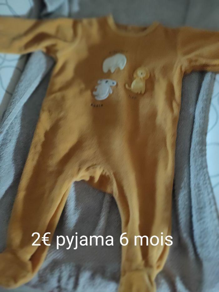 Pyjama 6 mois - photo numéro 1