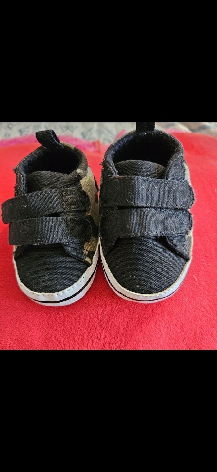 Chaussures bébé - photo numéro 1