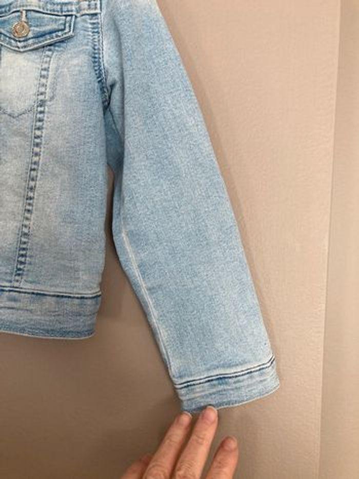 H&M veste en jean bleu ciel 4-6 ans - photo numéro 4