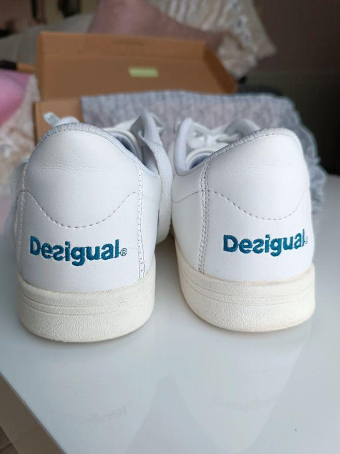 Sneakers blanche brodées - Desigual - pointure 40 - neuves - photo numéro 6