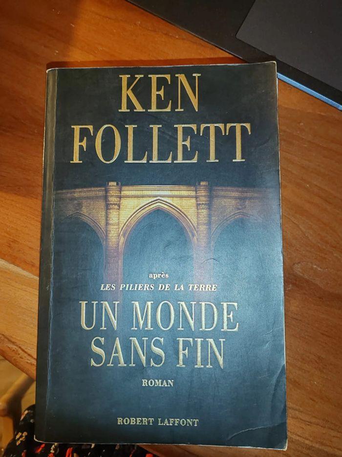 Livre Ken Follett Un monde sans fin lu une fois - photo numéro 1