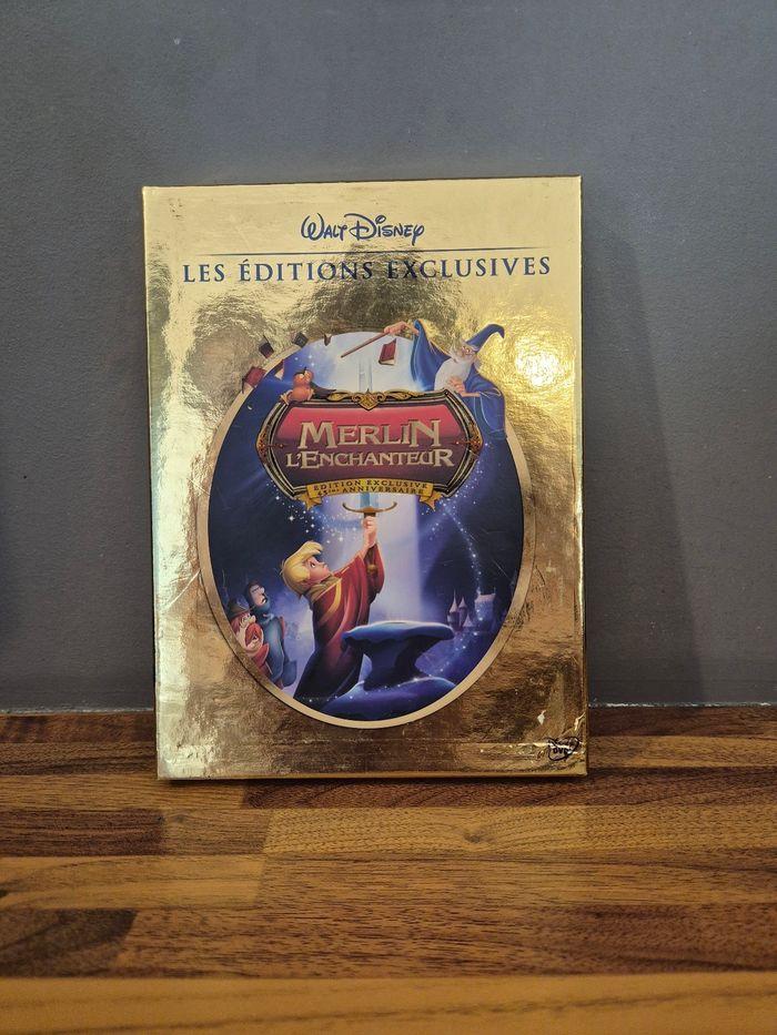 Dvd disney collector " Merlin l'enchanteur " - photo numéro 1