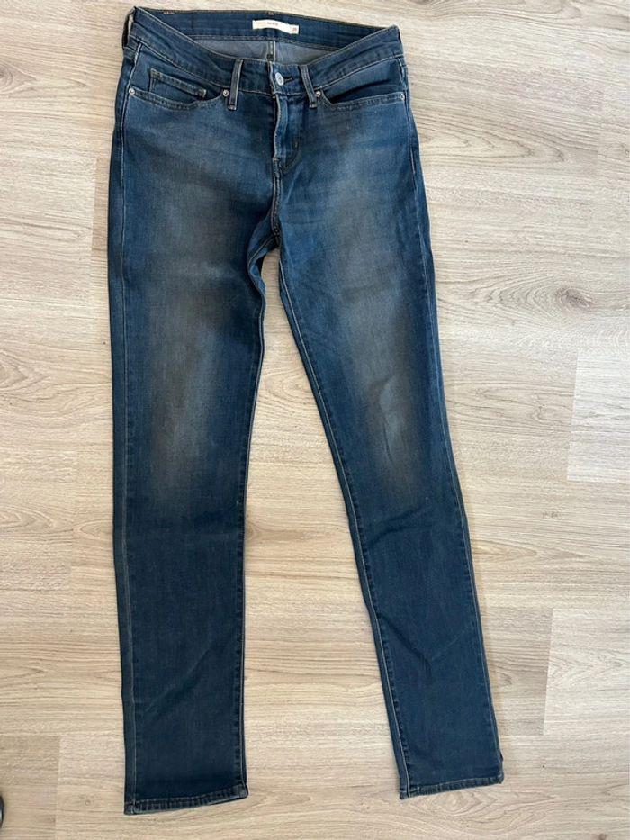 Jean Levi’s femme 712 Slim taille 28 - photo numéro 3