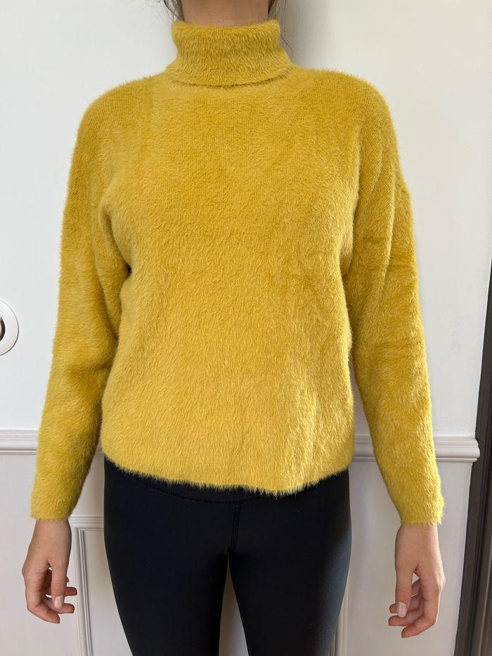 Pull sweat-shirt à col roulé jaune moutarde Zara enfants fille - photo numéro 1