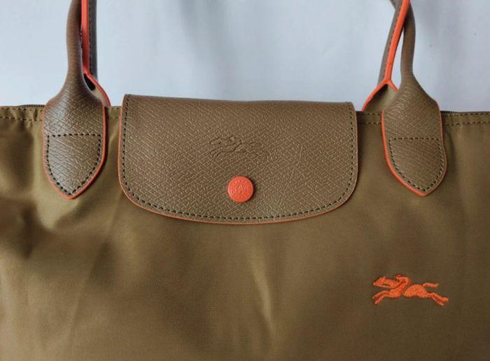 sac a main longchamp pliage L kaki orange - photo numéro 14