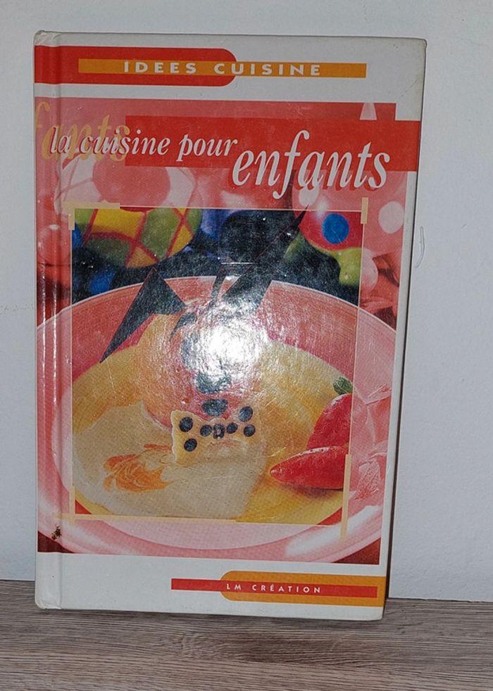 livre. De cuisine Enfants