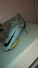 Crampons foot nike phantom 37,5