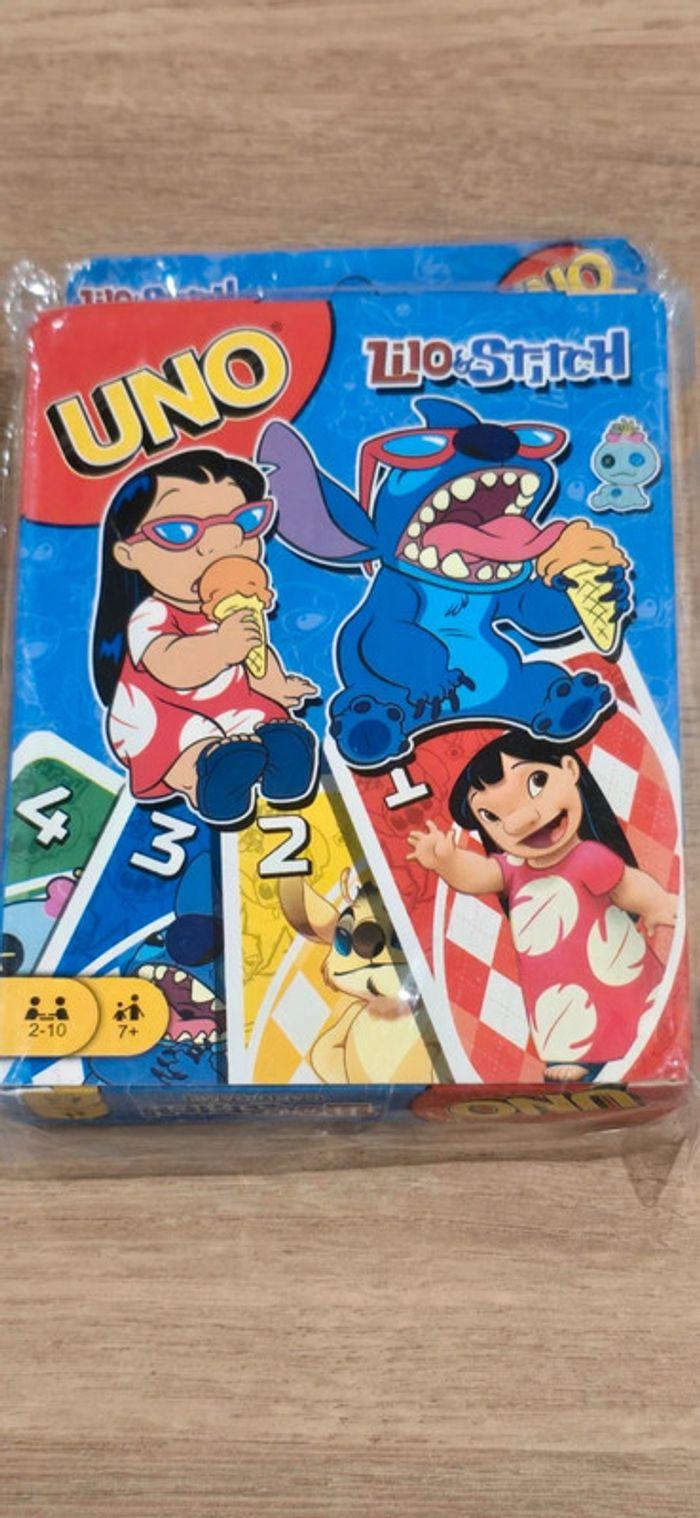 Jeux uno stitch neuf - photo numéro 1