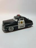 Mattel Voiture Cars Disney/Pixar Sheriff en métal - 1/55