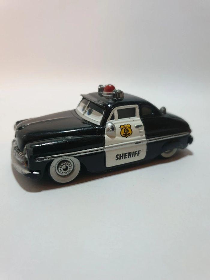 Mattel Voiture Cars Disney/Pixar Sheriff en métal - 1/55 - photo numéro 1