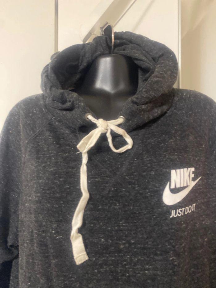 Pull d’hiver Nike / Sweat à capuche Nike. Taille L. - photo numéro 3