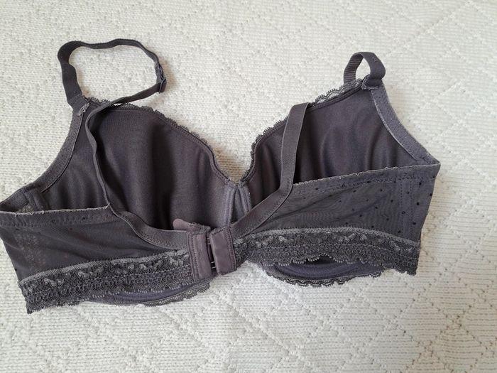 Soutien-gorge gris à pois noirs ETAM 85E - photo numéro 4