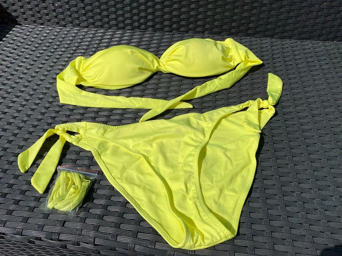 Maillot de bain 2 pièces - photo numéro 1