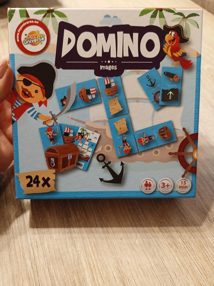 Jeu domino en parfait état - photo numéro 1