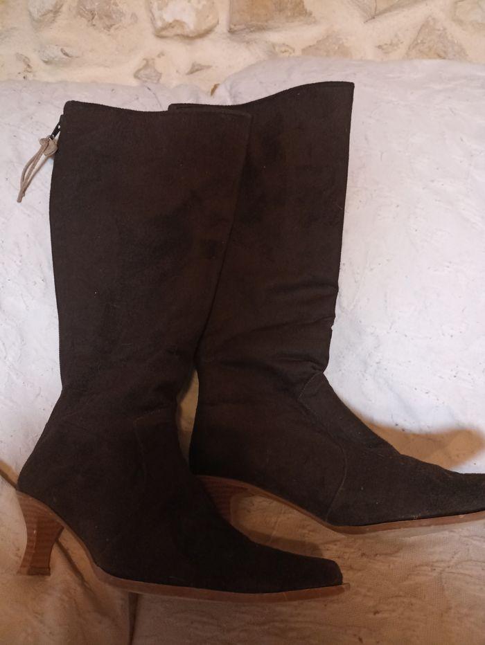 Bottes cuir velours marron  taille 37 - photo numéro 2