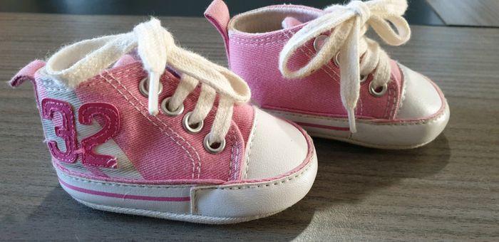 Chaussures bébé type converse - photo numéro 1