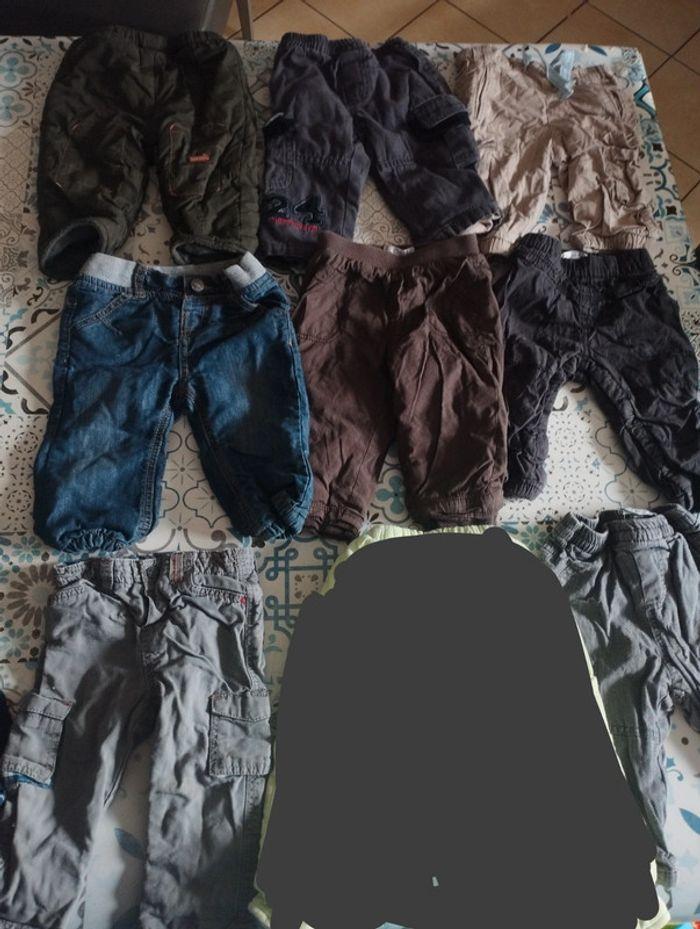 Lot de 8 pantalons fourrés doublés 12 mois tbe - photo numéro 1