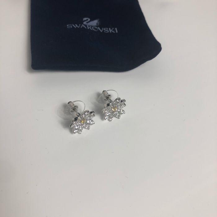 Boucle d’oreille Swarovski - photo numéro 1