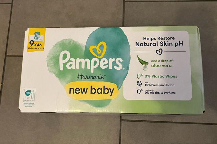 Un carton de lingettes Pampers harmonie New baby - photo numéro 1