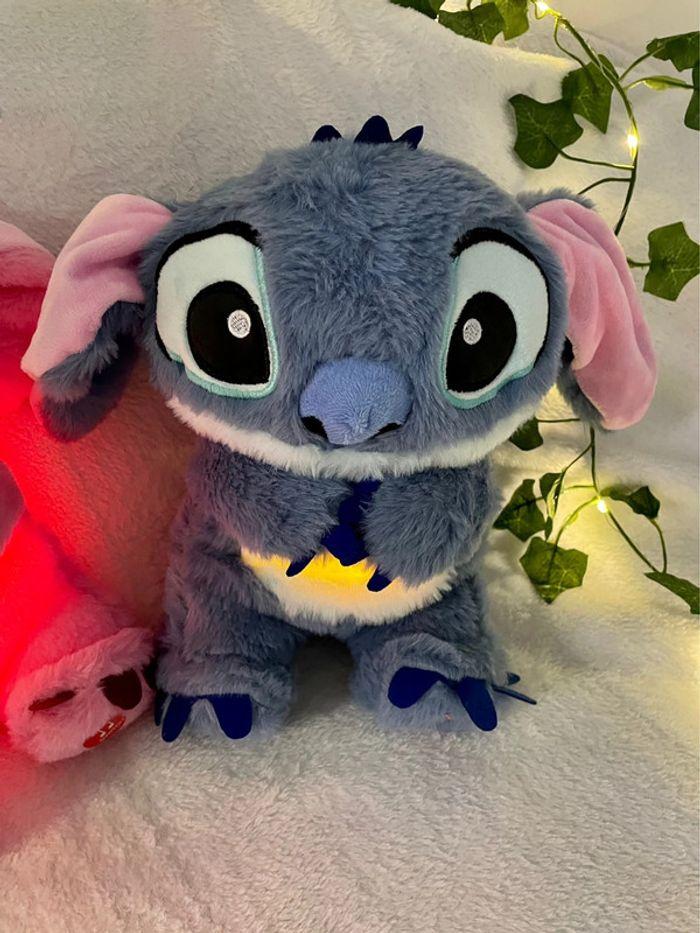 Peluche lumineuse Disney Stitch qui respire - photo numéro 13