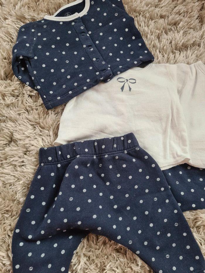 lot de 2 ensembles petit bateau 1 mois - photo numéro 2