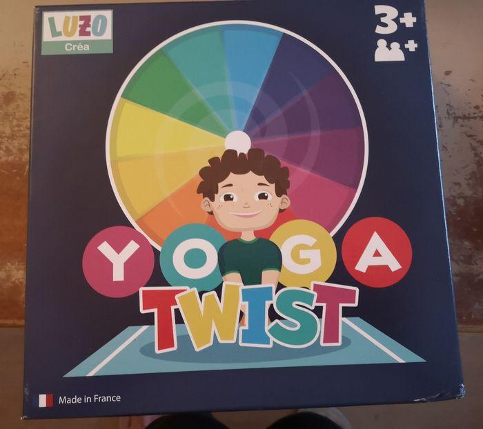 Jeu twist yoga - photo numéro 1