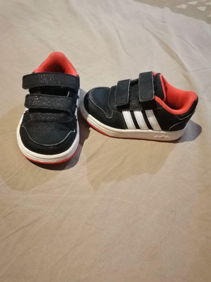 Adidas bébé - photo numéro 1