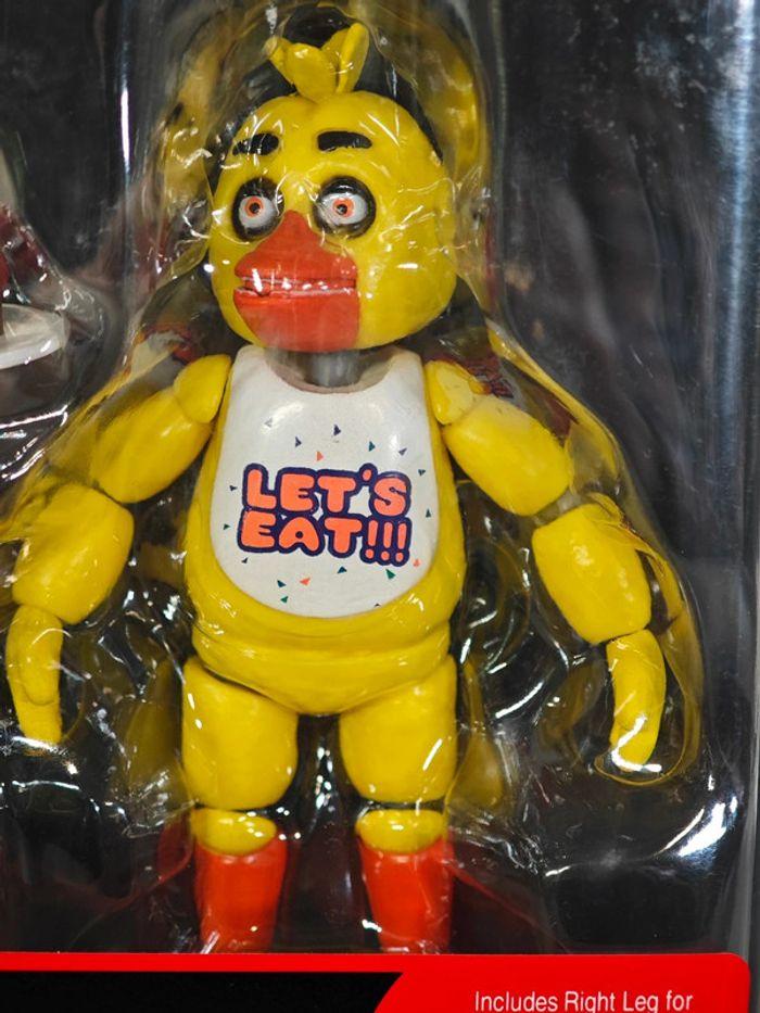 Figurine Five Nights at Freddy's : Chica & Mr Cupcake 13cm neuve avec boîte - photo numéro 7