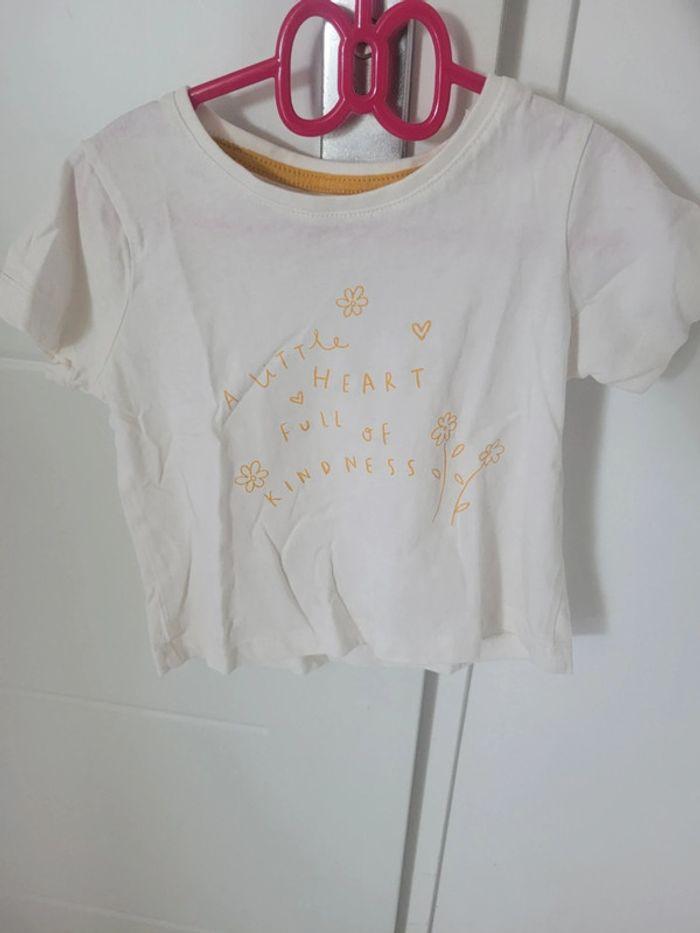 Tee-shirt manches courtes Primark taille 98cm - photo numéro 1